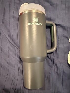 Stanley 40oz Mug